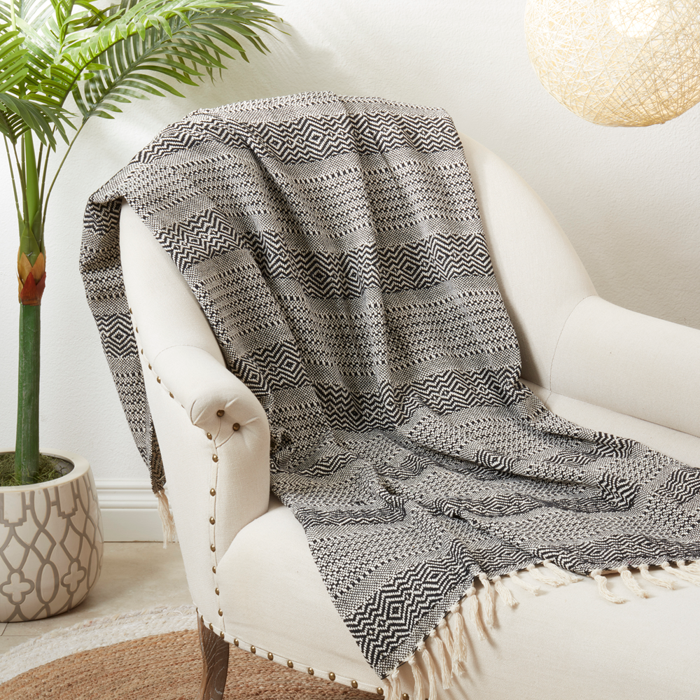 Stripe Diamond Throw