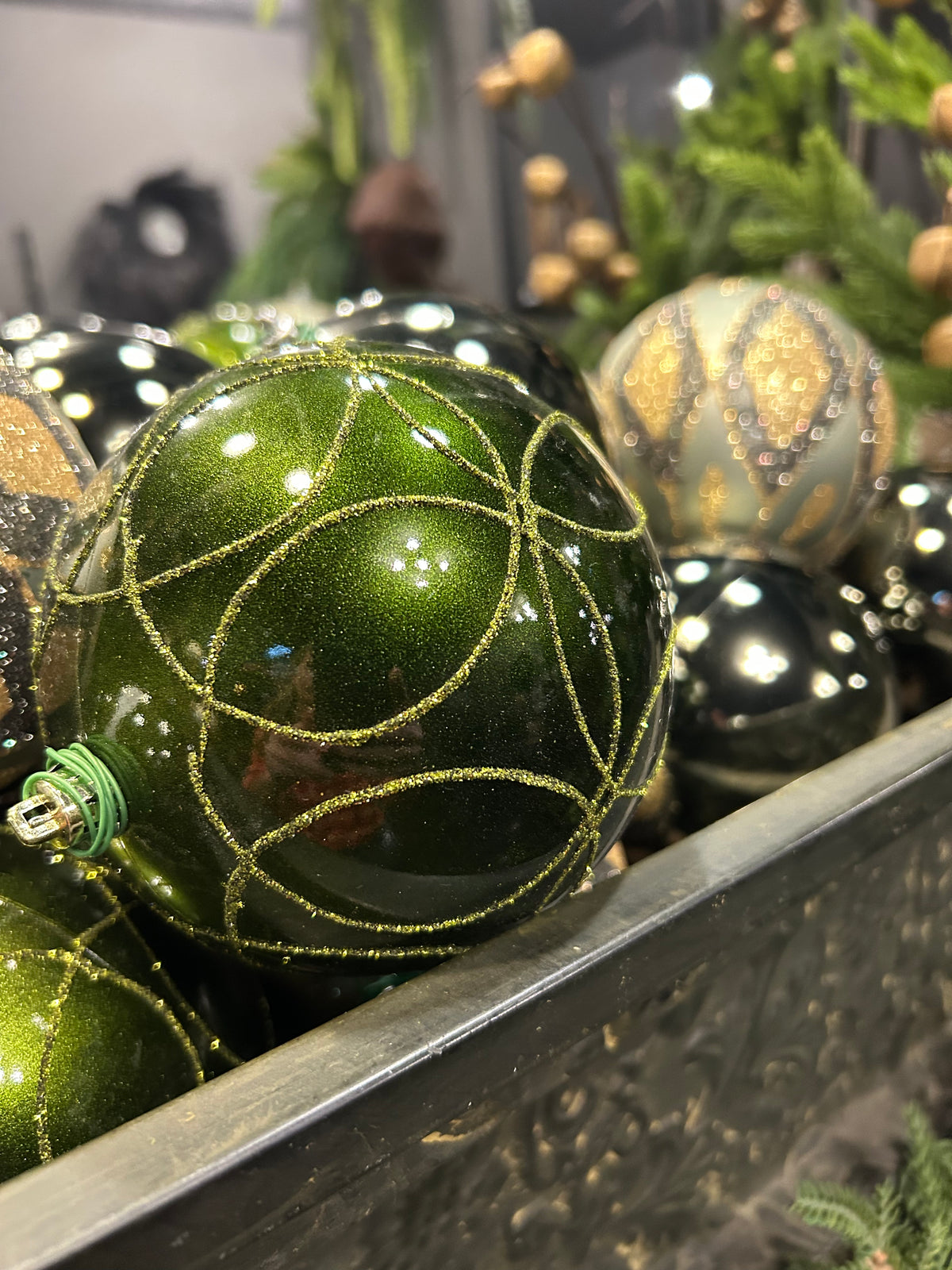 4.75" Olive Candy Circle Glitter
